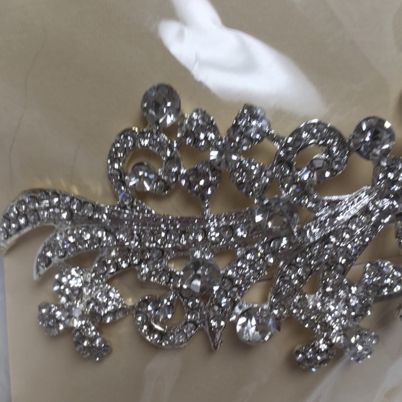 Wedding Hair Jewelry - Picture 8 of 8